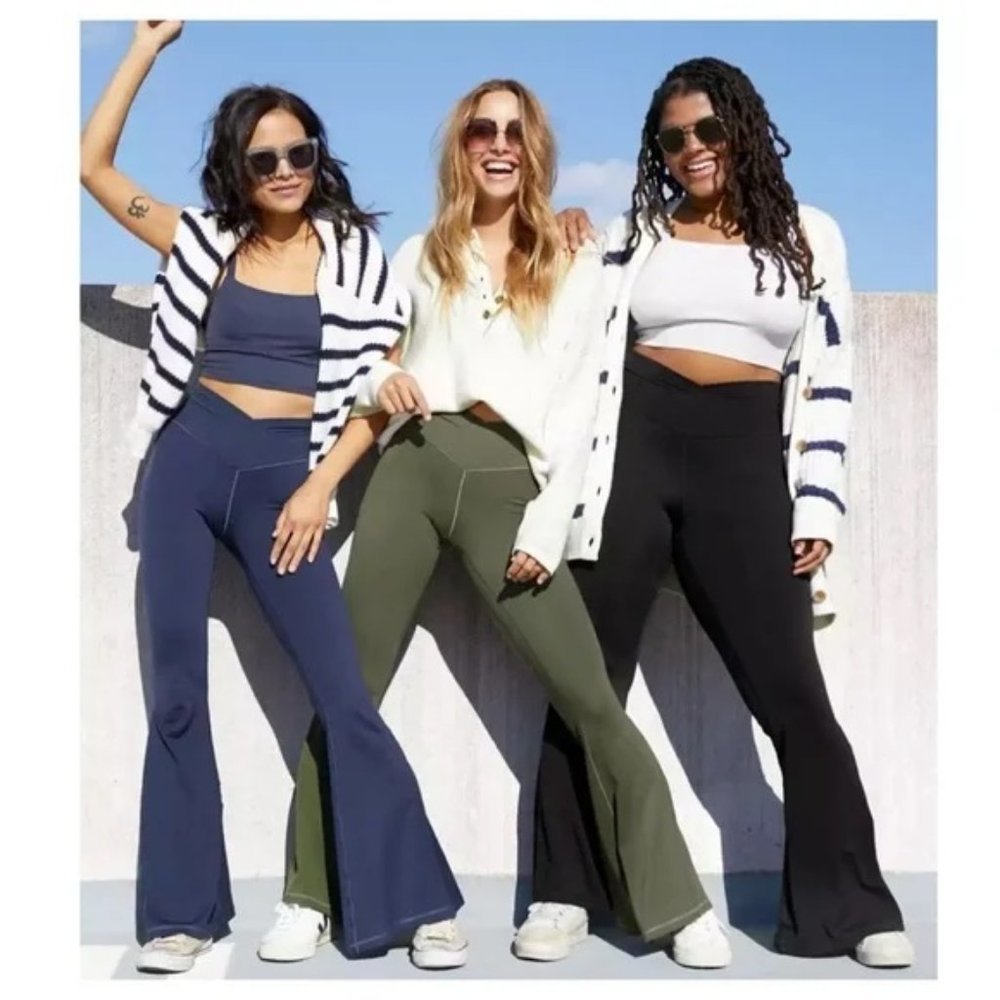 OFFLINE By Aerie Real Me High Waisted Crossover Rib Super Flare Legging Blue XL
